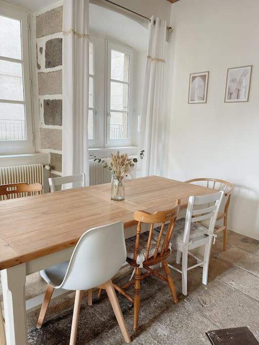 Logis Du Chandelier Le Puy-en-Velay Eksteriør bilde