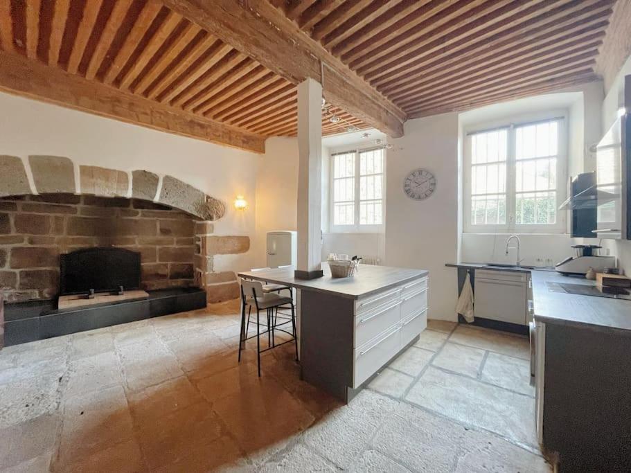 Logis Du Chandelier Le Puy-en-Velay Eksteriør bilde