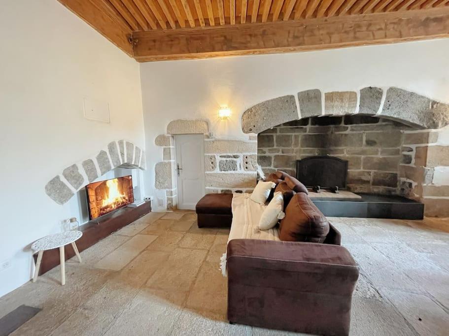 Logis Du Chandelier Le Puy-en-Velay Eksteriør bilde